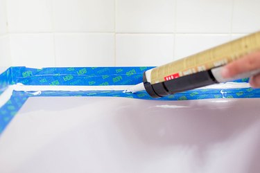white bath surround