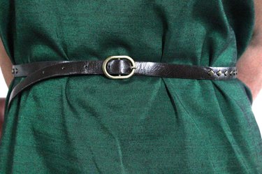 small belt around the waist