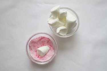 Coat marshmallows