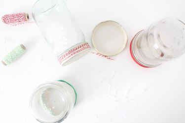 Cute Holiday Gift Idea: DIY Snow Globe Kit