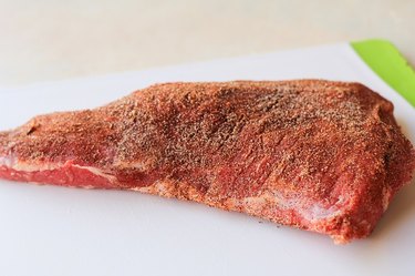 Raw tri-tip with rub