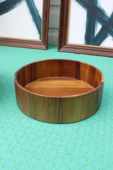 Begin with an empty serving bowl.