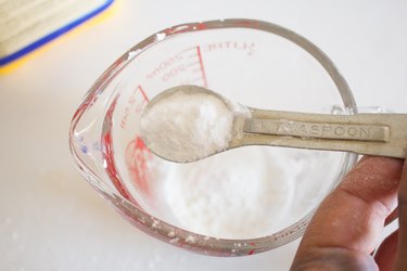 1 teaspoon of baking soda