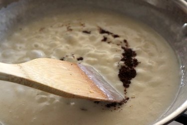 Chili powder with butter, flour and milk.