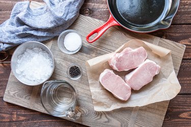 Pan Seared Pork Chops Recipe