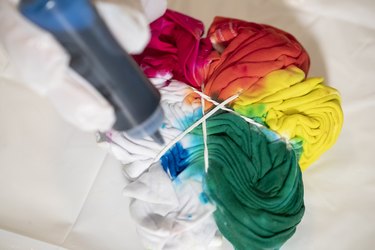 Tie dying a t shirt