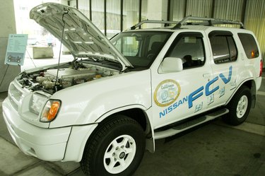 Department of Transportation Showcases Fuel Cell Bus