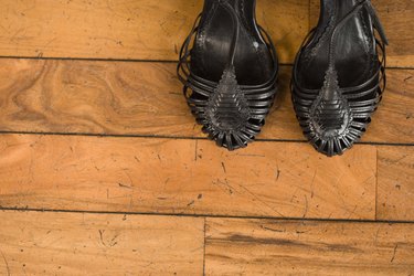 Formal shoes