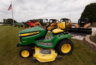 Farm Equipment Maker Deere Post 27 Percent Drop In Quarterly Profits