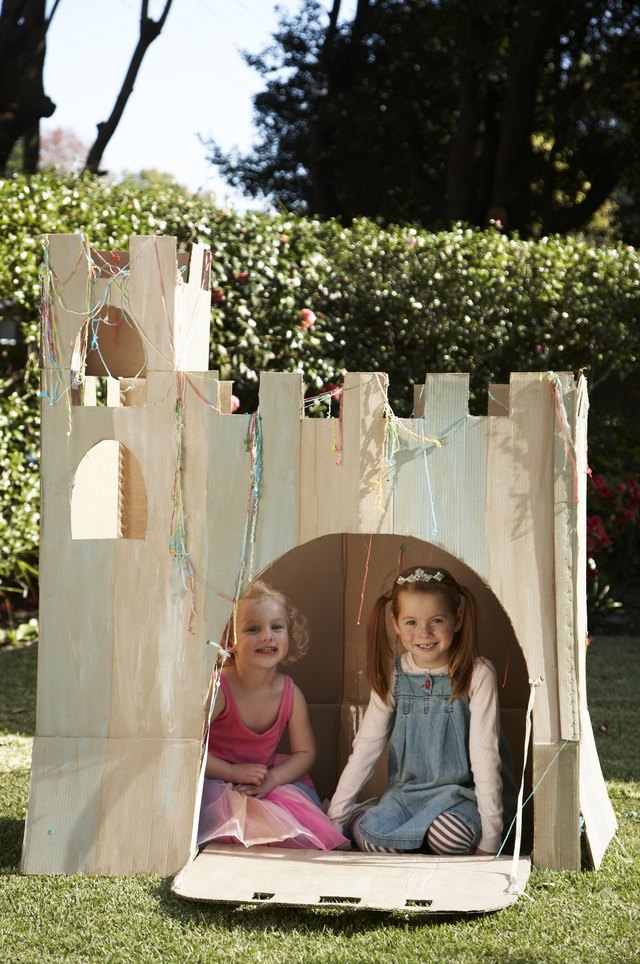 How to Make a Working Cardboard Drawbridge | ehow