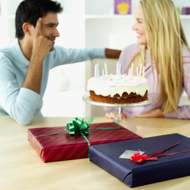 Cute Things to Do for Your Girlfriend on Her Birthday | ehow