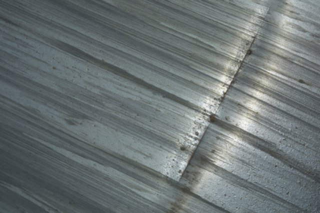Damage Riles Metal How to Distress Metal | ehow