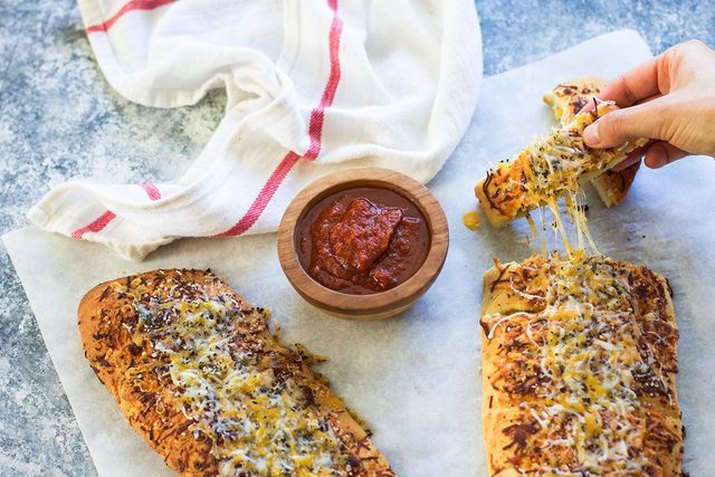 Domino's Cheesy Bread