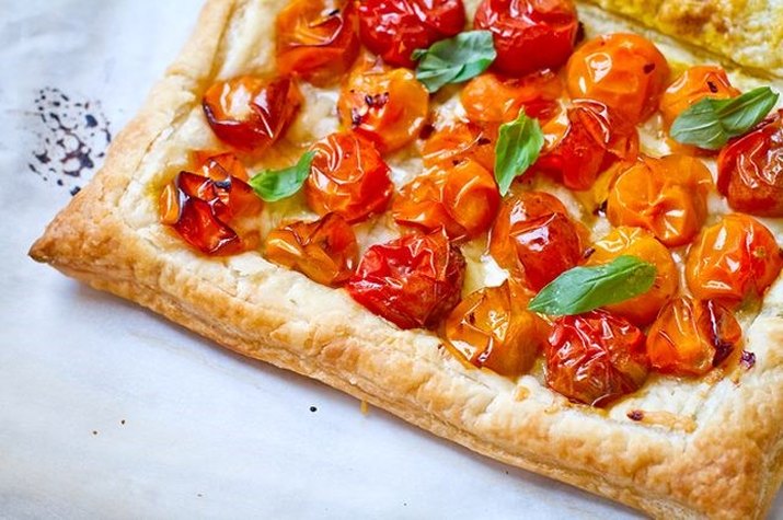 Five-Ingredient Spicy Tomato Tart