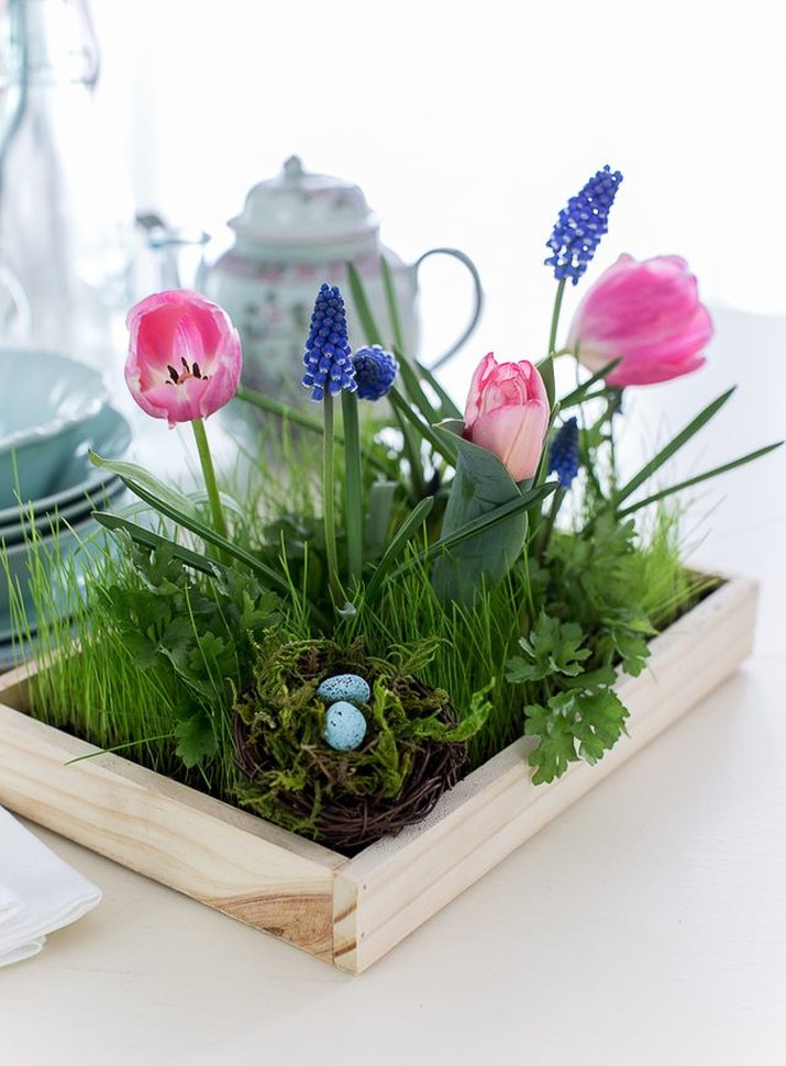 living grass centerpiece